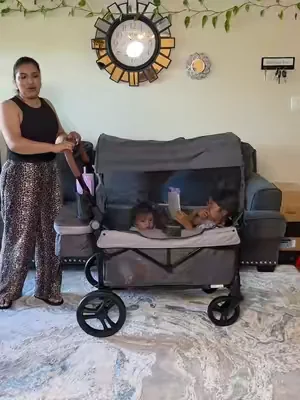 @Harppababy.us  #waggon  #kidswaggon  #waggonstroller  #MomsofTikTok  #DealsForYouDays 