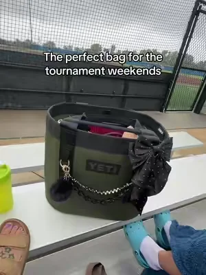 @YETI #dealsforyoudays #yetibag #totebag #mombag 