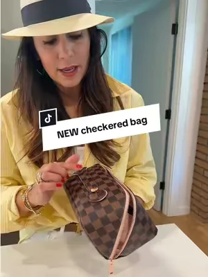 NEW!!! Cutest checkered  bag for makeup and your carry all! Grab it before it’s gone! #checkeredmakeupbag #cosmeticbag #luxurymakeupbag #tiktokshopcreatorpicks #dealforyoudays @DAILY RITMO 