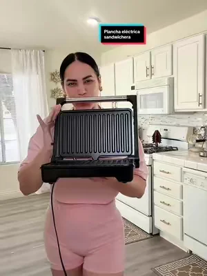 Prensa para panini y sándwiches YASHE (1200 W), con placas de aluminio fundido y revestimiento antiadherente, capacidad para 2 rebanadas de pan, apertura de 180 grados, fácil de limpiar y versátil.#tiktokshopcreatorpicks #dealsforyoudays #planchaelectrica #parrillaelectrica #cocina 