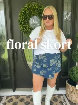 Should we start with the falll transition outfits 🫣 #skort #denimskort #dealsforyoudays #tiktokshopcreatorpicks  