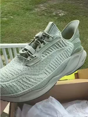 @CLARKS US SHOP #tennisshoes #mensshoes #dealsforyoudays #tiktokshopcreatorpicks 