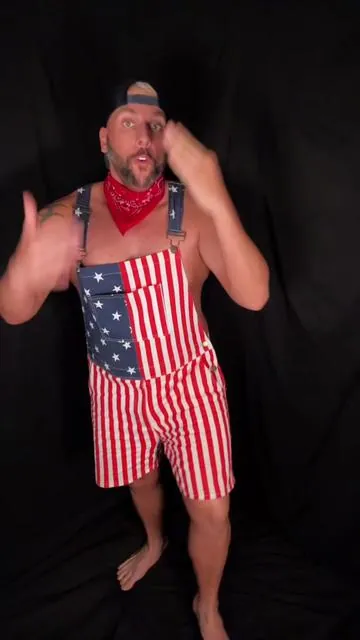 🇺🇸 4th of July fit goes HARD 🔥 American flag overall shorts with that loud summer energy. Perfect for BBQs, parties, festivals, and making a statement. Free shipping + coupons available while they last. #FourthOfJuly #AmericanFlag #Overalls #SummerOutfit #tiktokshop 