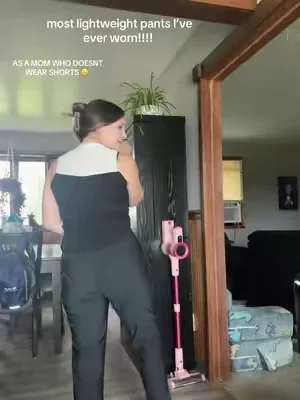 I’m obsessed with these pants 