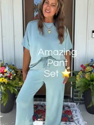 Teachers Need a Classroom Ready Pant set? 💕 @OFEEFAN #pantset #matchingset #teacherootd #travelset #dealsforyoudays 