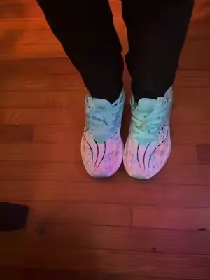 @Juyu Footwear #woman #sneakercollection #sneakersforwomen #aqua #viral_video 