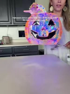 We’ve been having so much fun with this 😂 #MomsofTikTok  #halloweendecor  #halloweenpartyideas  #dealsforyoudays  #summerwins 