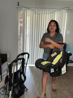 Carrito para carseat #baby #stroller #carrier #paseos #dealsforyoudays 