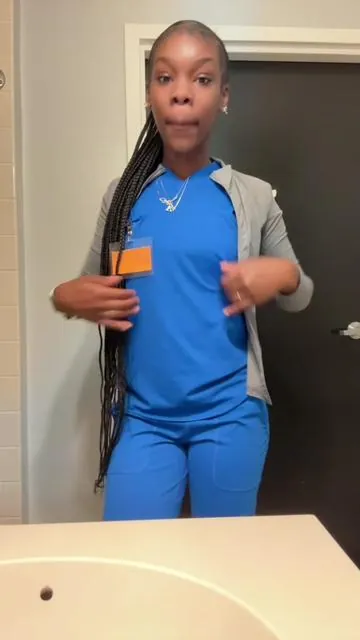 Healthcare Girles , GET YOU A PAIR 😌🩺💙💅🏽  here is an honest review on CozyScrubs on TikTok Shop, I absolutely love this breathable material on these scrubs. They come in multiple colors so click that orange cart  and get you some ❣️ #CozyScrubs #healthcare #ilovelaticesm #windowshoppingfinds 
