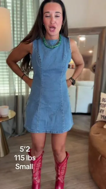 Snatchinggg is what we want 👏🏼 #ootd #summerfashioninspo #affordablefashion #denim #denimdress 