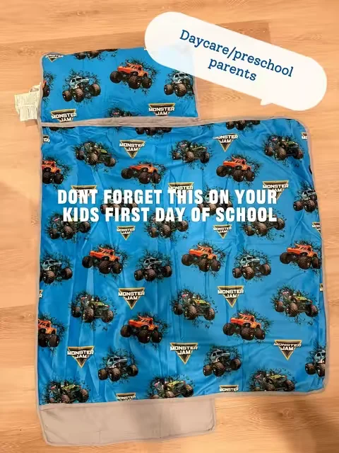If your little one is starting preschool or daycare, this nap mat is a game changer! 💛 Soft, comfy, easy to roll up, and machine washable! it’s one less thing to stress about during busy mornings. #PreschoolMustHave #DaycareEssentials #ToddlerMom #BackToSchool #TikTokShop 