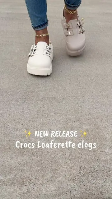 The cutest Crocs in a long time! #crocs #platformshoes #loafers #dealsforyoudays #crocssuperbrandday 