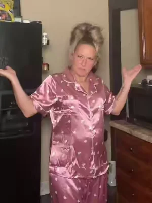 #dealsforyoudays #satinpajamas #womenspajamas #tiktokmademebuyit #fy 