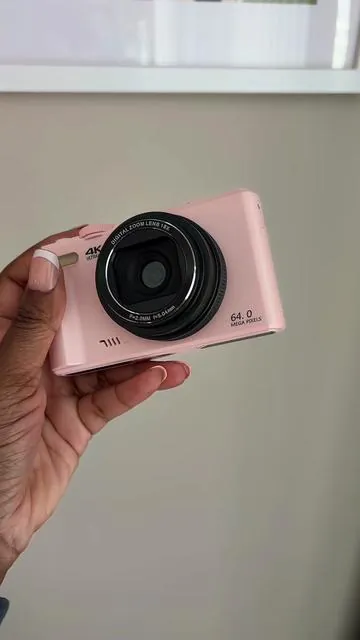 📸✨ I love this camera.. especially since it’s my favorite color too 🎀💓 • #digitalcamera  #digitalcameras #pinkcamera #tiktokmademebuyit #dealsforyoudays 
