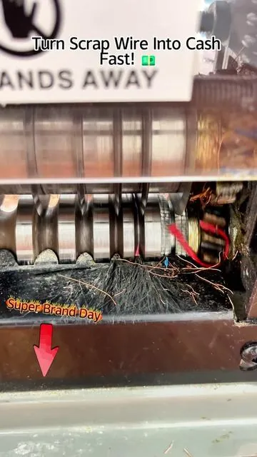 I wish someone told me this sooner 🙌 No more sore hands or wasted copper — this machine strips it clean and fast. #vevor #wirestripper #diytools #copperrecycling #fathersdaygift