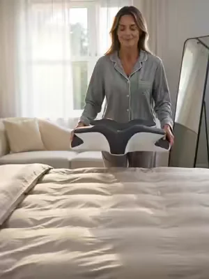 Struggling to find that perfect sleep position? 😴 Meet your new best friend: the Double-Sided Contoured Neck Pillow! This gem features supportive memory foam, a cooling cover, and a smart zoned design. Plus, an extra-large armrest for all you side, stomach, and back sleepers. Get ready for serious comfort and wake up feeling great. Shop now! #neckpillow #memoryfoam #DealsForYouDays #AIGC #Moras