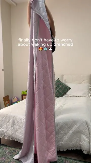 Cooling blanket that actually keeps you cool #coolingblanket #hotsleeper #summerblanket  #tiktokshopDealsForYouDays #SummerWins