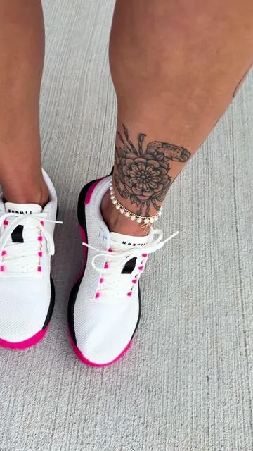 These new Nobull outwork flex are my strength day go tos now! #nobull #gymshoes #tiktokshopcreatorpicks #tiktokshopcreatorfinds #summervibes @NOBULL 
