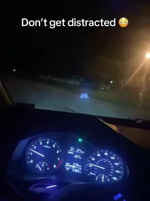 This headsupdisplay makes driving so much easier #headsupdisplay #car #caraccessories #carsoftiktok #tiktokshop 