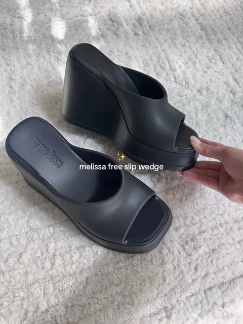 new launch from Melissa and they are so cute. For being a platform these by far are the most comfortable and easy to walk in with the wedge width 10/10 #melissaofficial #tiktokshopcreatorpicks 
