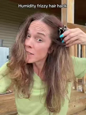 I’m shocked this actually works 😳 #frizzyhair #humidity 