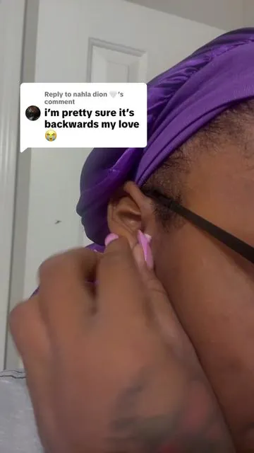 Replying to @nahla dion 🤍  I know common sense does come with age but I had  more common sense than that at your age little girl 🤣 ##jewlery##earrings
