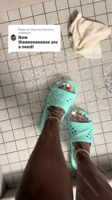 Replying to @Cherese Cecelia These shower shoes are so good for travel and using at a hotel or on a cruise. They’re also great at the pool, beach, gym, or for college students living at a dorm. #showershoes #slidesandals #dormessentials #poolshoes #travelessentials 
