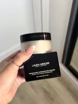 #LauraMercier #SettingPowder #SettingSpray #Makeup 