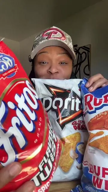 Frito-Lay’s Red, White, and Blue Bundle, in celebration of America’s 250th birthday @fritolay • Doritos Ultimate Garlic Parm • Fritos Flavor Twists Spicy Dill Pickle • Ruffles Buffalo Wing @Frito-Lay Brands @Frito-Lay Shop   