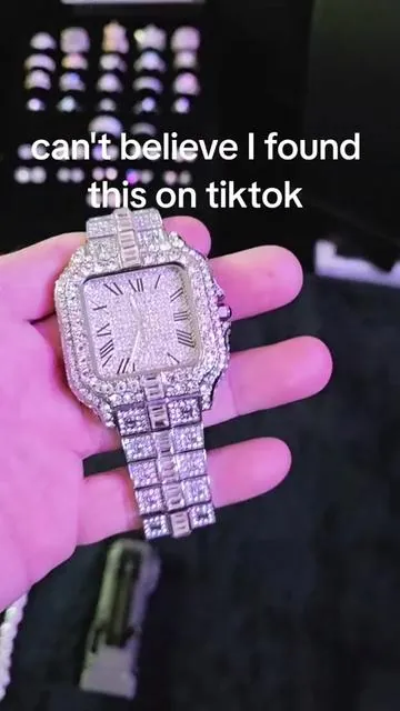 #watches #luxurywatches #giftideas #tiktokmademebuyit #tiktokshop 
