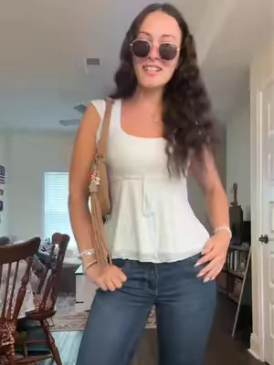This shirt is less than $11 rn #outfitinspo #westernfashion #countryconcertoutfit #babydolltop #summertops 