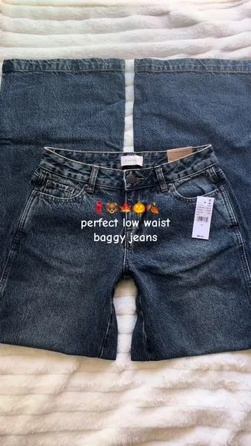 Part 33 | such a beautiful wash! Get it now for 19 before they sale out!!! 🧣🐻🍂 perfect for back to school!!! 🎃🚌🍂 #pacsunjeans #pacsun #fallaesthetic #lowwaistedjeans #backtoschool twilight bella swan core viral trend TikTok shop finds coquette downtown girl fashion baggy jeans Rory Gilmore low rise 2000s Y2K baddies for the girls 