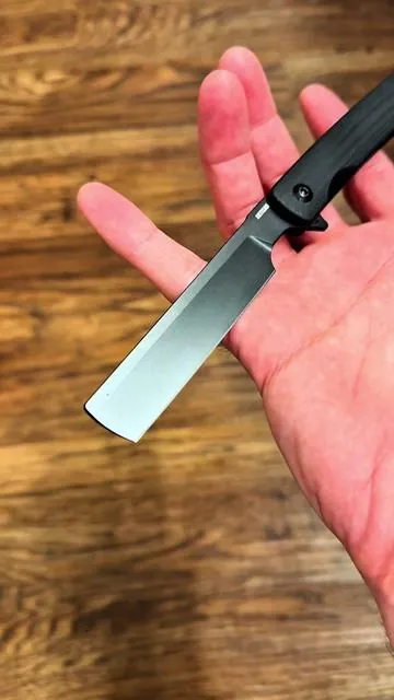 The Artisan Cutlery Orthodox V2 folding straight razor pocket knife. @ArtisanCutlery #pocketknife #edcknife #everydaycarry #giftsforhim #foldingknife 