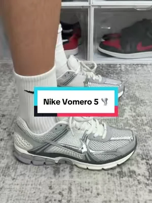 #nike #vomero5 #menshoes #sneakers #flykicks 