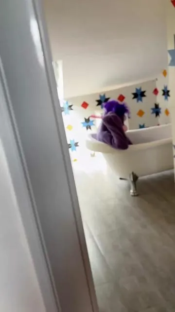 Some monster’s lurking in my bathroom 😱😱😱funny enough,it’s my hubby. He got this Halloween costume ready just for me #SummerVibes #pajamas #halloween #cosplay #onesie 