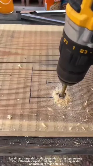 ¡Deja de malgastar brocas! Mira cómo esta broca helicoidal corta la madera como si fuera mantequilla. #twistdrill #drillbits #woodworking #tiktokshop #dealsforyoudays 