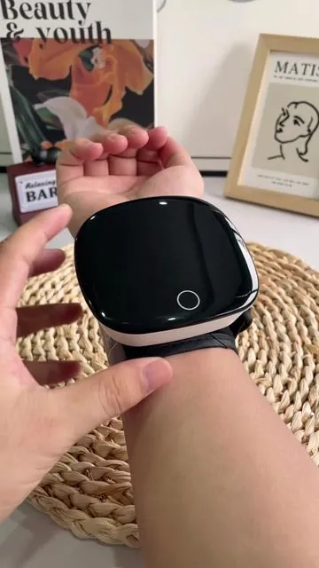 It's really useful. It can measure blood pressure in one minute. 💖 #bloodpressuremonitor #healthy #ticktokmademebuyit #dealsforyoudays #fyp