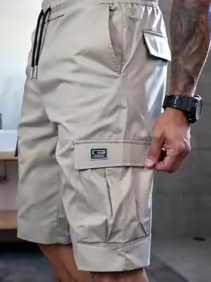 Tired of skinny jeans? These cargo pants hit different #fyp#cargopants#mensfashion#streetwear#tiktokshop 