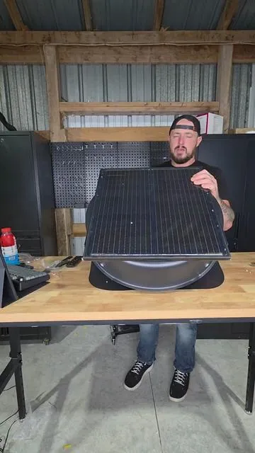 I 【DealsForYouDays】VEVOR Solar Attic Fan, 40 W, 1230 CFM Large Air Flow Solar Roof Vent Fan, Low Noise and Weatherproof with 110V Smart Adapter, Ideal for Home, Greenhouse, Garage, Shop, RV, FCC Listed #vevor #summerwins #dealsforyoudays #tiktokshopcreatorpicks @VEVOR Store 