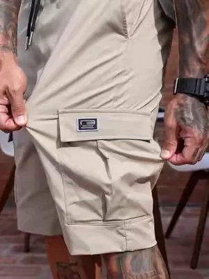Tired of skinny jeans? These cargo pants hit different #fyp#cargopants#mensfashion#streetwear#tiktokshop 