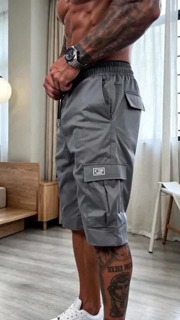 Muscular guys tired of tight shorts? Watch this  #gymbrofits#streetwear#fyp#menfashion#tiktokshop 
