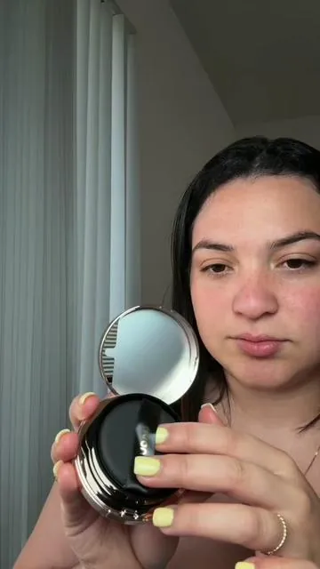 Mi Nueva Base Favorita #BaseYPolvo #Maquillaje2en1 #MaquillajeMate #BasePerfecta #FavoritosDeMaquillaje