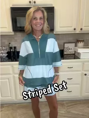 I’m still loving these stripes sets from @Fisoew Clothing Co. @Fisoew Fashion #dealsforyoudays #casualoutfits #set #OOTD 