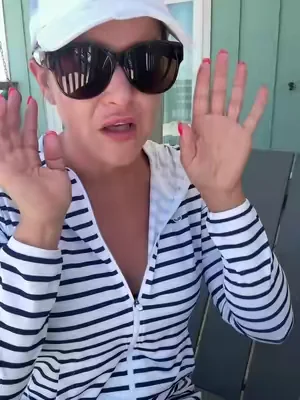 #tiktokshopcreatorpicks #dealsforyoudays #summerwins #sunglasses #beach 