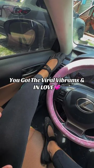 so in love with theseee 🥺💞  #vibram #dealsforyoudays #fyp #fivefingershoes 