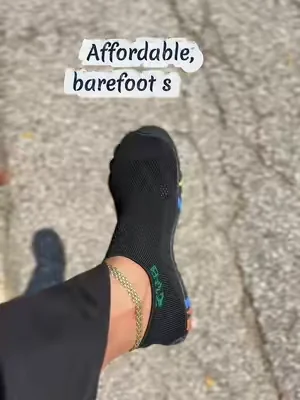 One pair of shoes for workouts, daily walks, travel, and even waterpark days? 👣 These barefoot shoes are lightweight, flexible, quick-drying, and comfortable enough to wear all day. If you're looking for versatile minimalist shoes that can keep up with every adventure, these are worth checking out! 🌊🏃‍♀️☀️ #BarefootShoes #MinimalistShoes #FootHealth #WalkingShoes #WorkoutShoes 