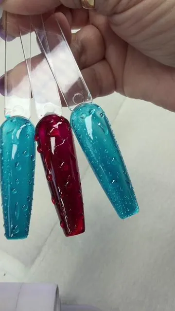 Gel top coat 3D para crear efecto gotas de agua con un acabado brillante y profesional. Ideal para uñas de gel, semipermanente y nail art. #DealsForYouDays #SummerWins #summergarden #SummerVibes #tiktokshopcreatorpicks 