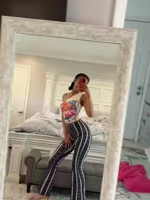 Tell me sumthingggg 🔥💋  #fyp #iwanttogoviralthisweek #viralllllll #fypシ゚viral #dealsforyoudays 