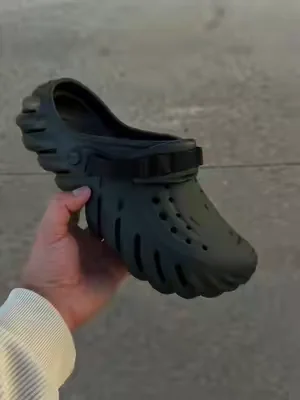 #crocsecho #fashion #streetwear #coolcrocs 