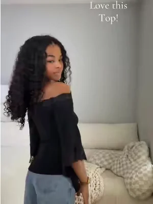 The lace 😍😍😍